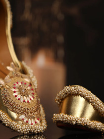 Jutti for Women: Where Indian Heritage Meets Everyday Elegance