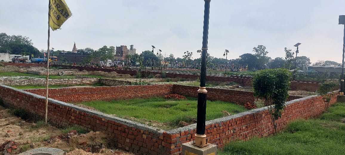 High-Growth Commercial Property Near Jewar Airport for Smart Investors